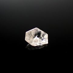 ◇カスタムカット◇ポードレッタイト(宝石名ポードレッタイト)ビルマ産 0.300ct ソ付(彩珠)[240628438]5.4x4.4mm前後