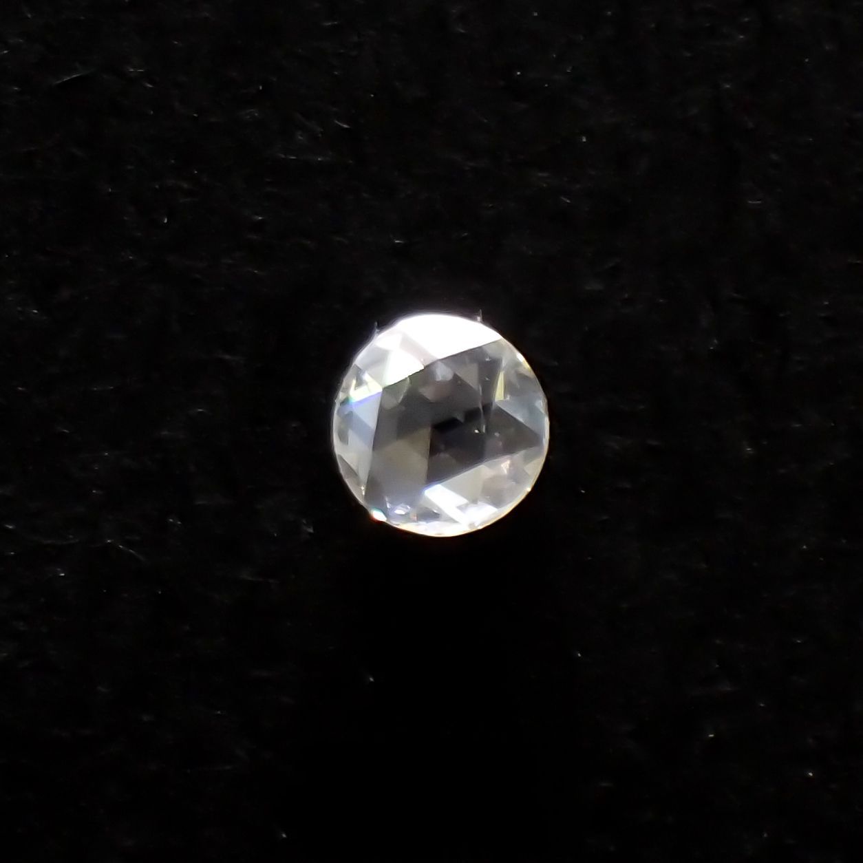 ◇ローズカット◇ダイヤモンド SI-VS / D-G(宝石名ダイアモンド) 0.070ct 識別済[210510900]2.4×2.4mm前後