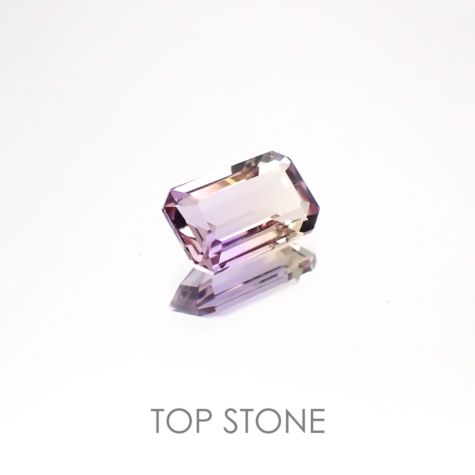アメトリン ブラジル産 ルース 0.94ct[21038381]7.7×5mm前後