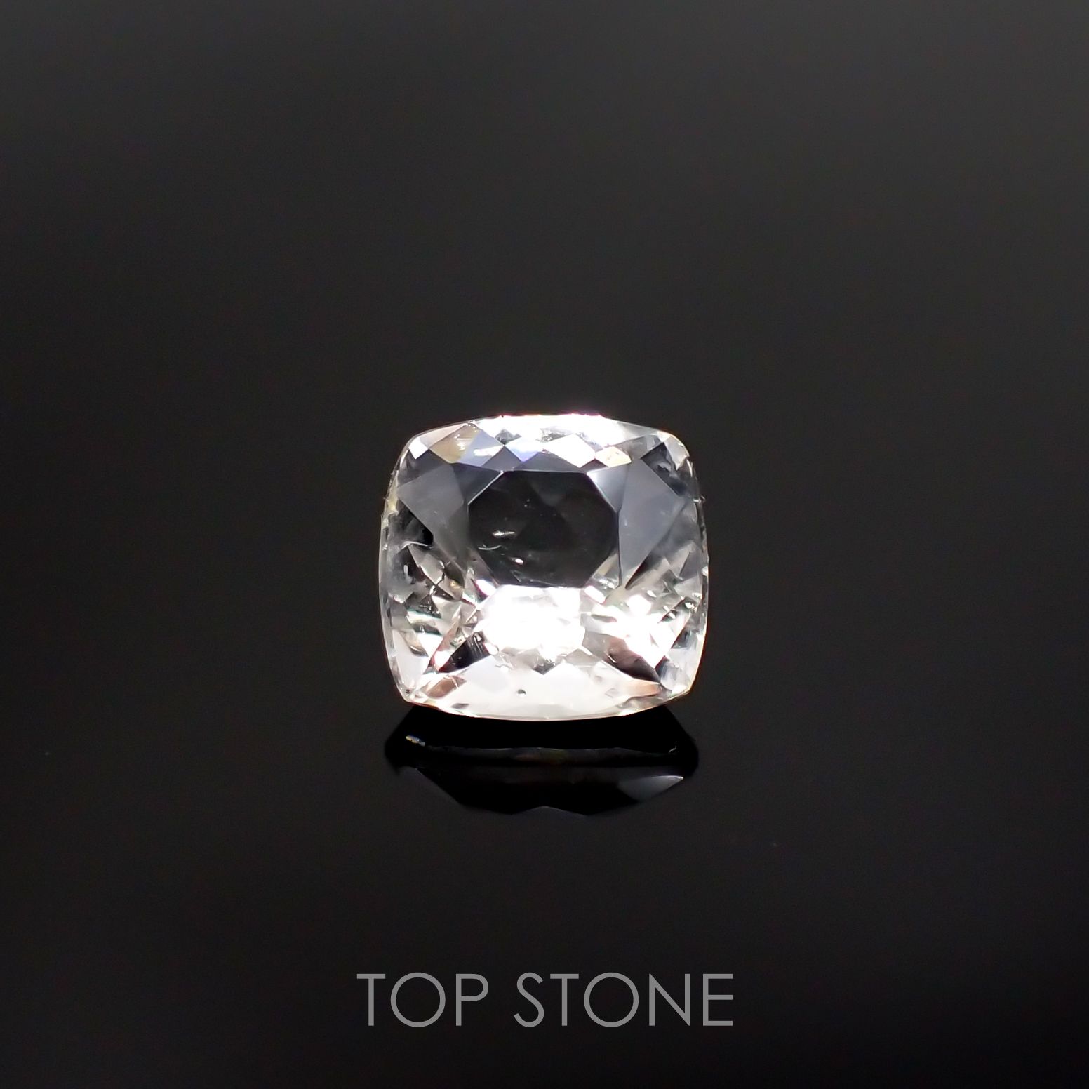 ハイアライトオパール(宝石名オパール) メキシコ産 1.52ct 識別済[210712064]7.8×7.6mm前後