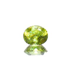 スフェーン(宝石名スフェーン)マダガスカル産 0.98ct 識別済[230120094]6.5x5.4mm前後