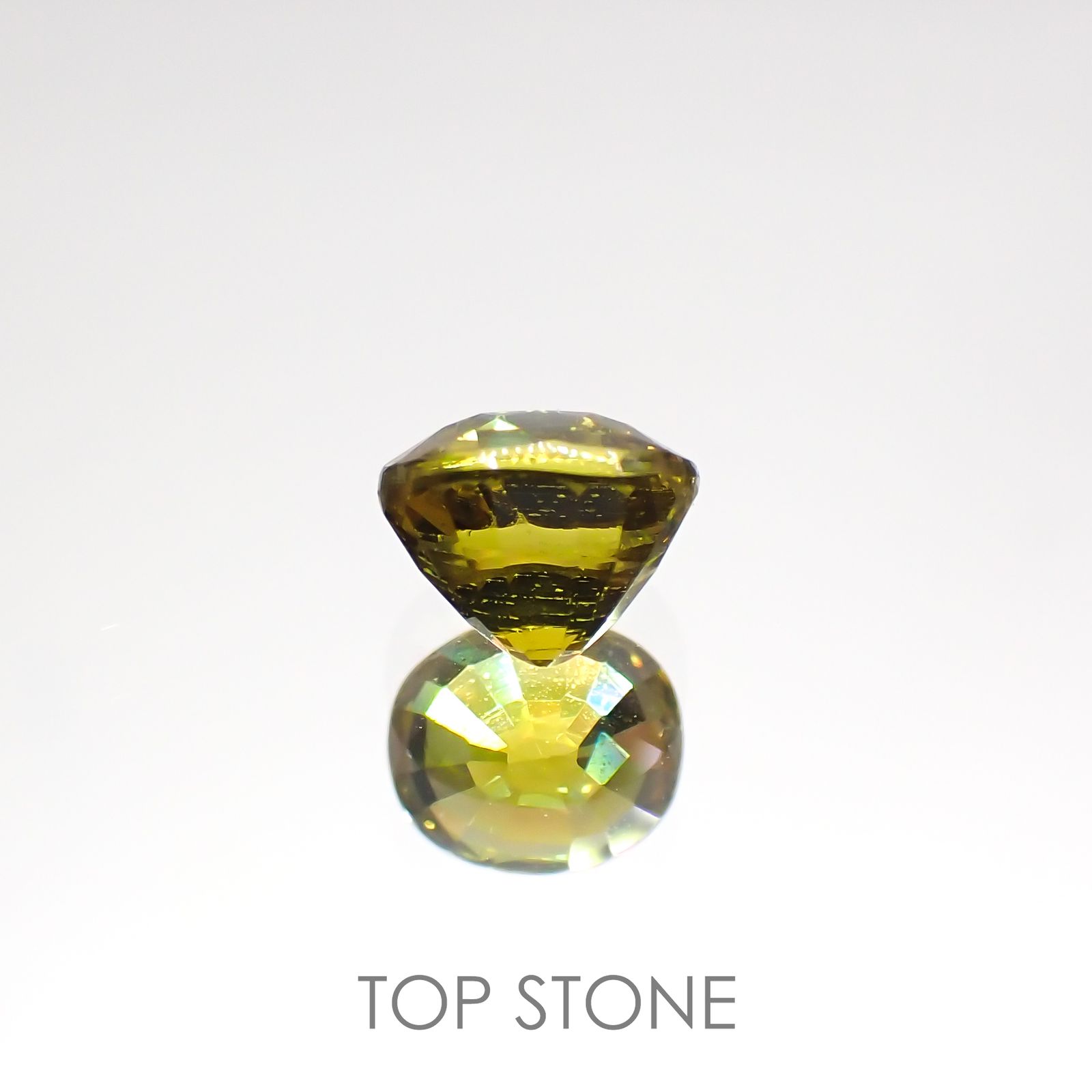 マリガーネット(宝石名グロッシュラー アンドラダイト・ガーネット)マリ共和国産 1.06ct 識別済[220115243]5.9x5mm前後