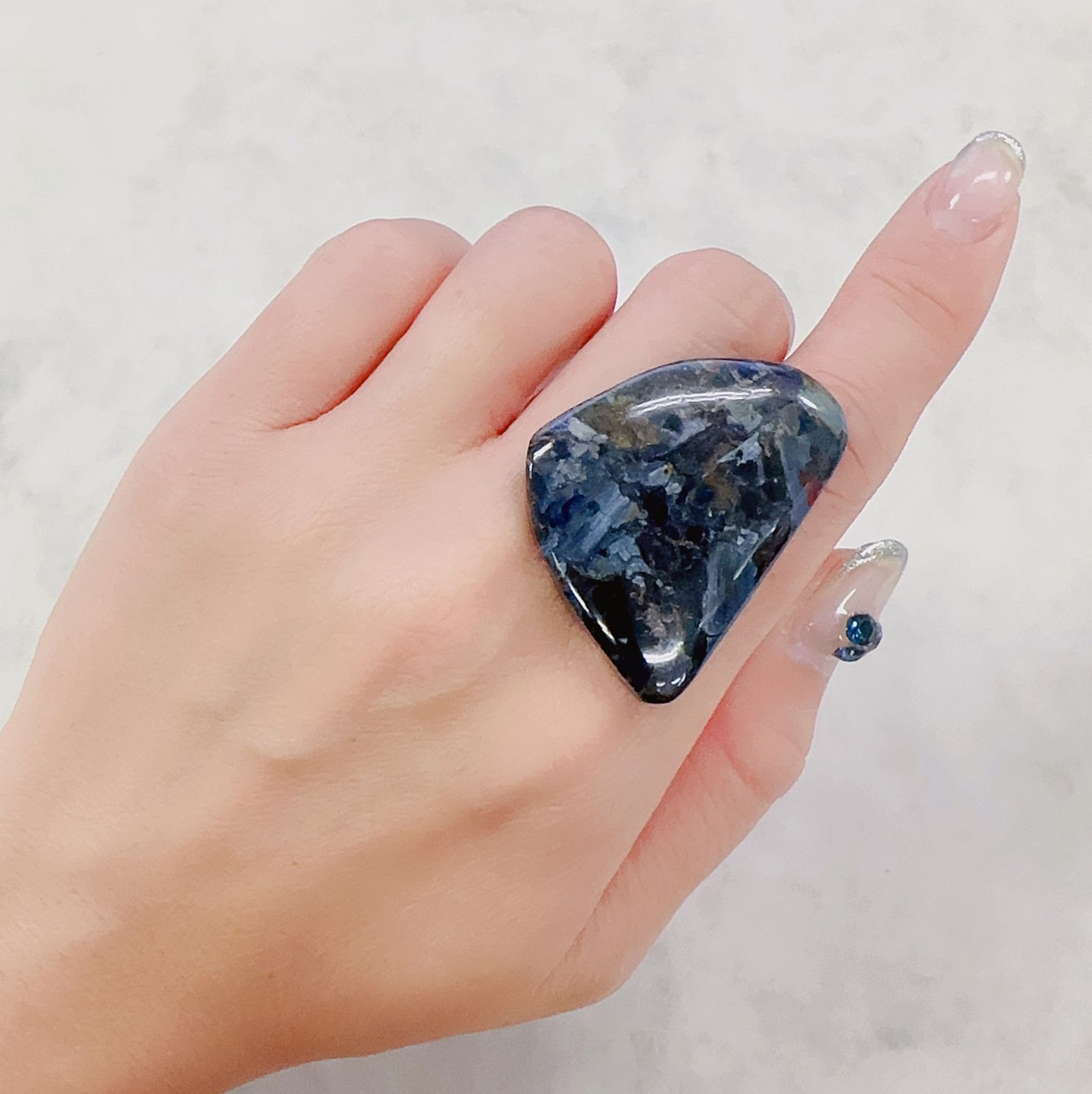 ◇フリーフォーム◇ピーターサイト 南アフリカ産 57.49ct