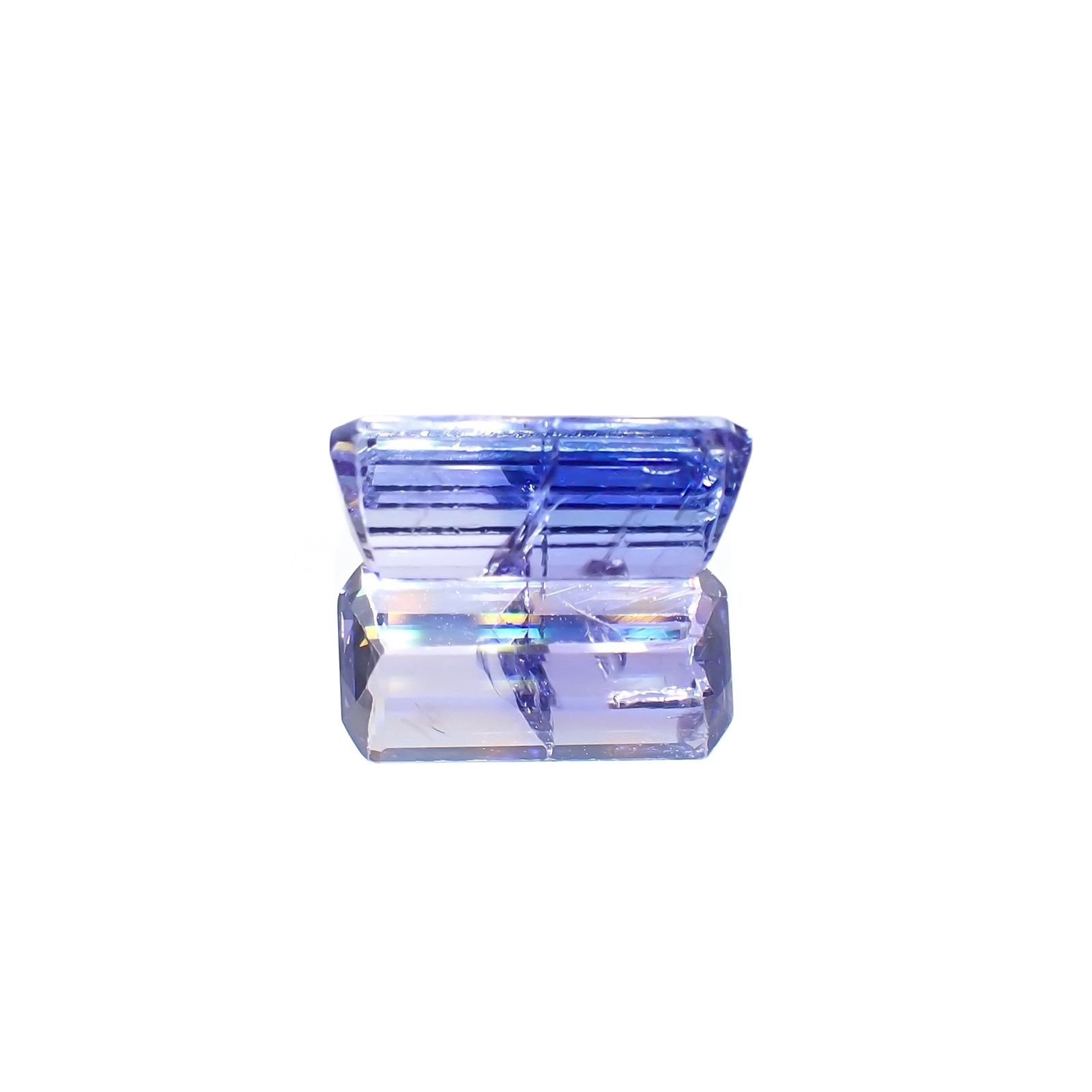 バイカラータンザナイト(宝石名バイカラー・ゾイサイト) タンザニア産 ソ付(彩珠) 2.144ct / 10.3x5.2mm前後 [210410780]