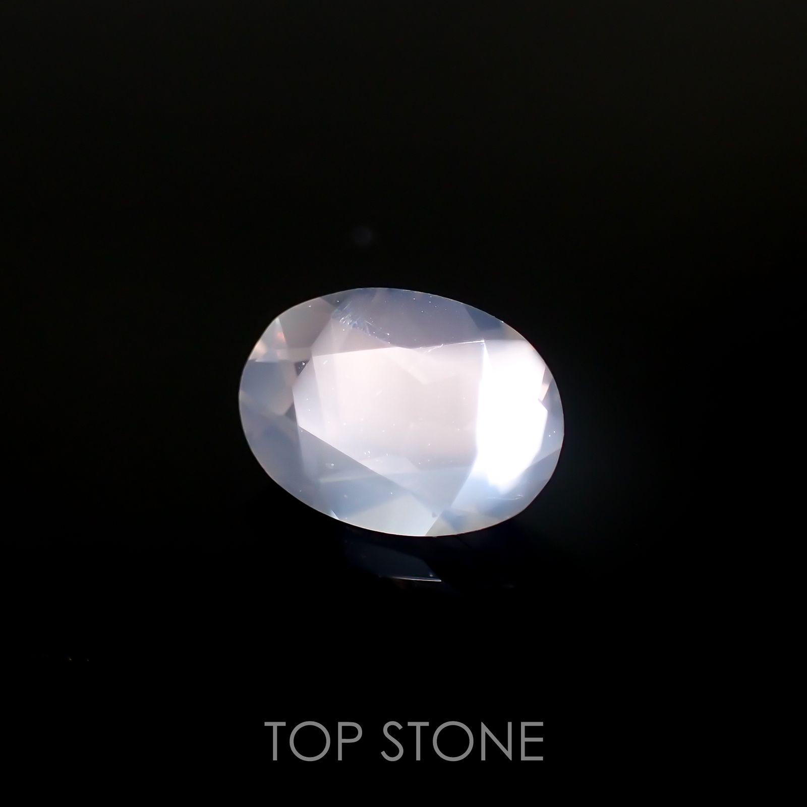 ムーンストーン(宝石名ムーンストーン)インド/スリランカ産 0.63ct 識別済[211113674]7.1x5.1mm前後