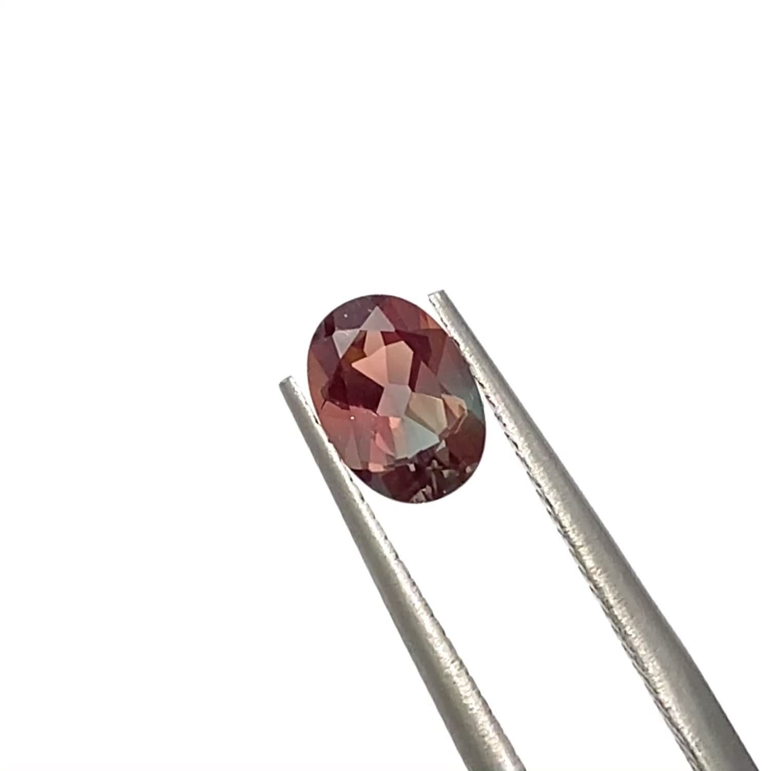 バイカラーアンデシン モンゴル産 0.74ct[230421493]7x5.1mm前後