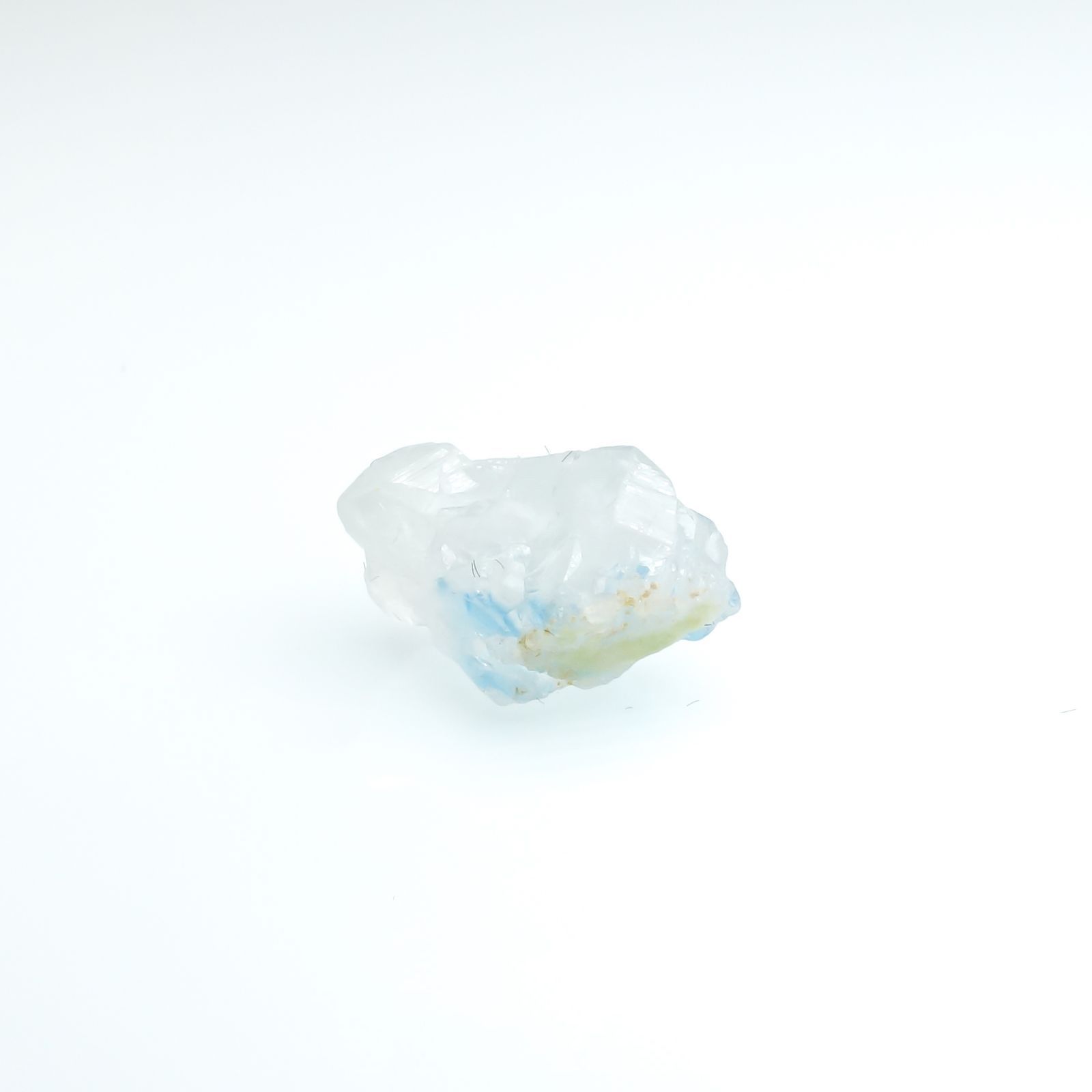 ユークレース 原石 ブラジル産 3.36ct[220515755]12.2x8mm前後