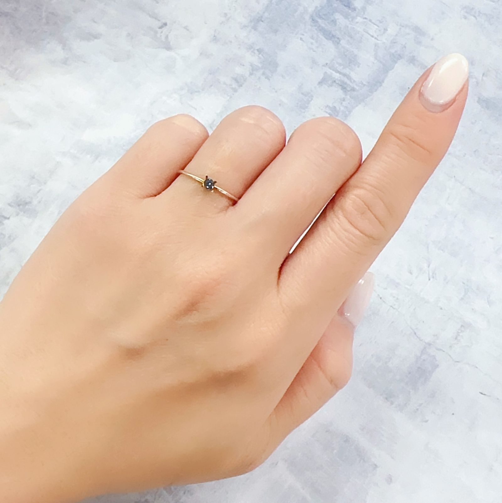 カラーチェンジガーネット アレキタイプ マダガスカル・ベキリー産 0.073ct[230119895]2.4x2.4mm前後