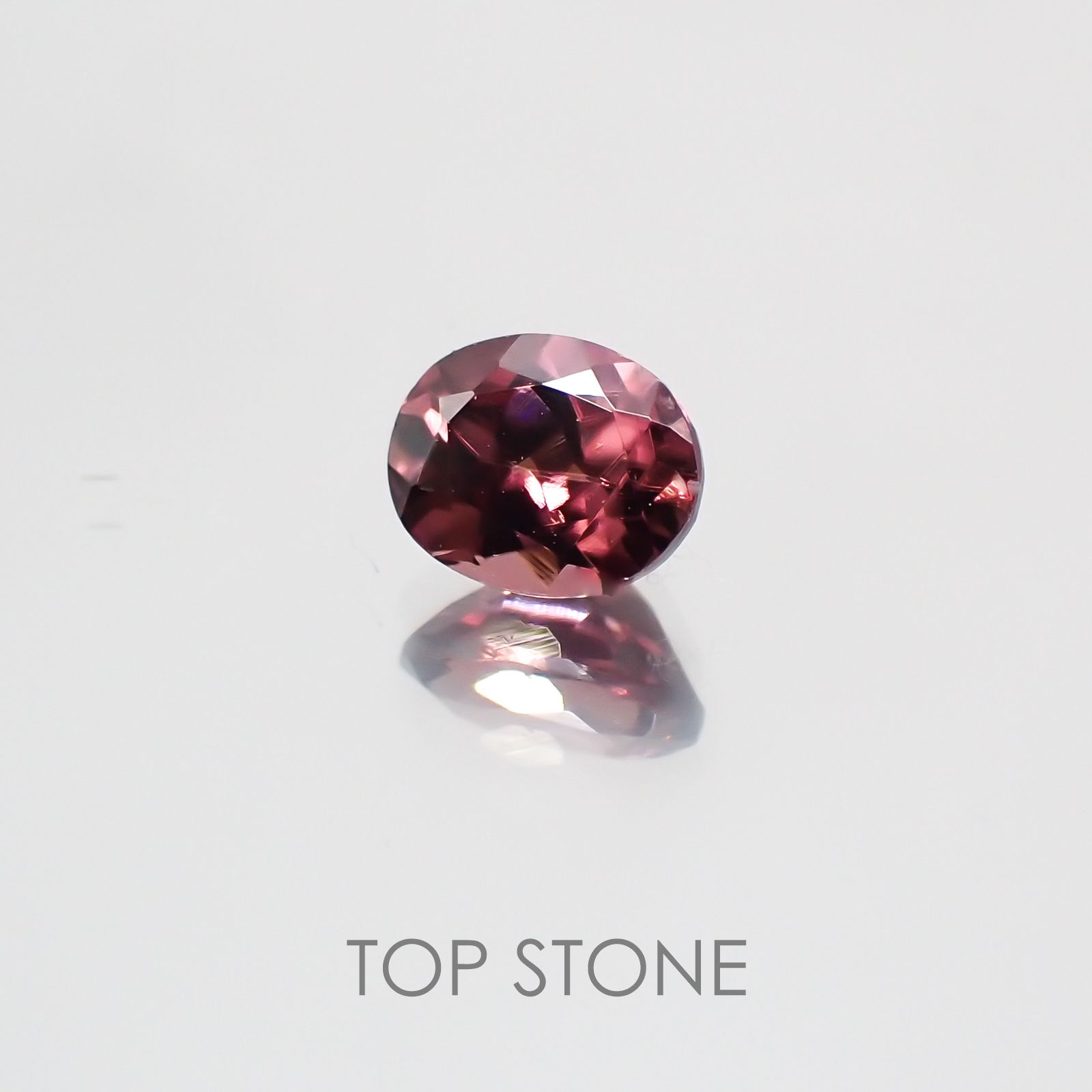 ピンクジルコン スリランカ,カンボジア産 ルース 0.56ct[21029787]5×3.9mm前後