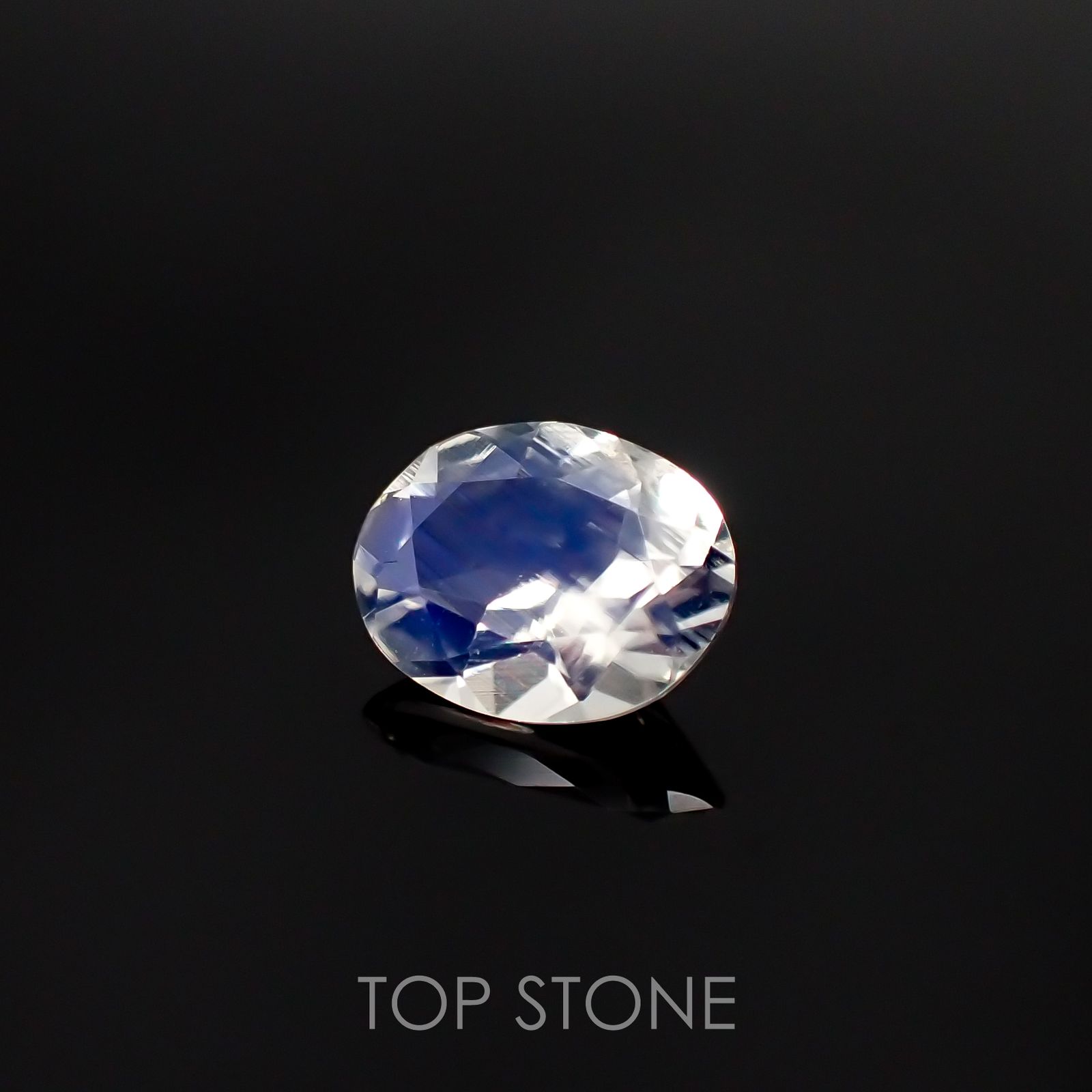 レインボームーンストーン(アンデシンラブラドライト)  インド・ビハール産 ルース 1.29ct[210611282]8.7×6.8mm前後