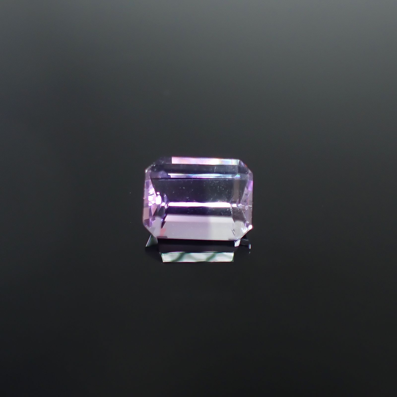 アワーグラスアメジスト モロッコ産 1.54ct / 8x6.1mm前後 [250730893]