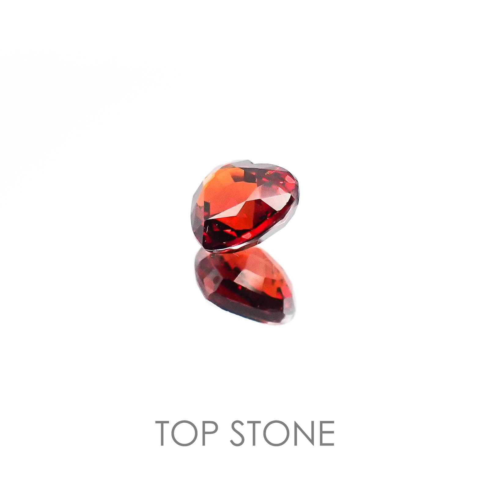 アルマンディンスペサルティンガーネット マダガスカル産 ルース 2.03ct[20073710]6.7×7.6mm前後