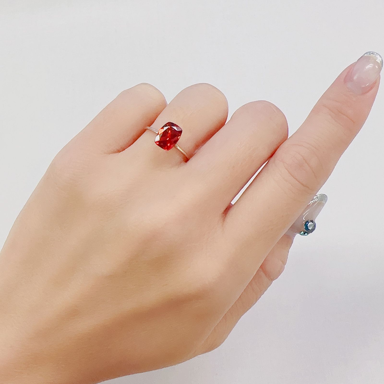 アンデシン(宝石名アンデシン/ラブラドライト)チベット産 1.11ct 識別済[230622480]8.1x6.2mm前後