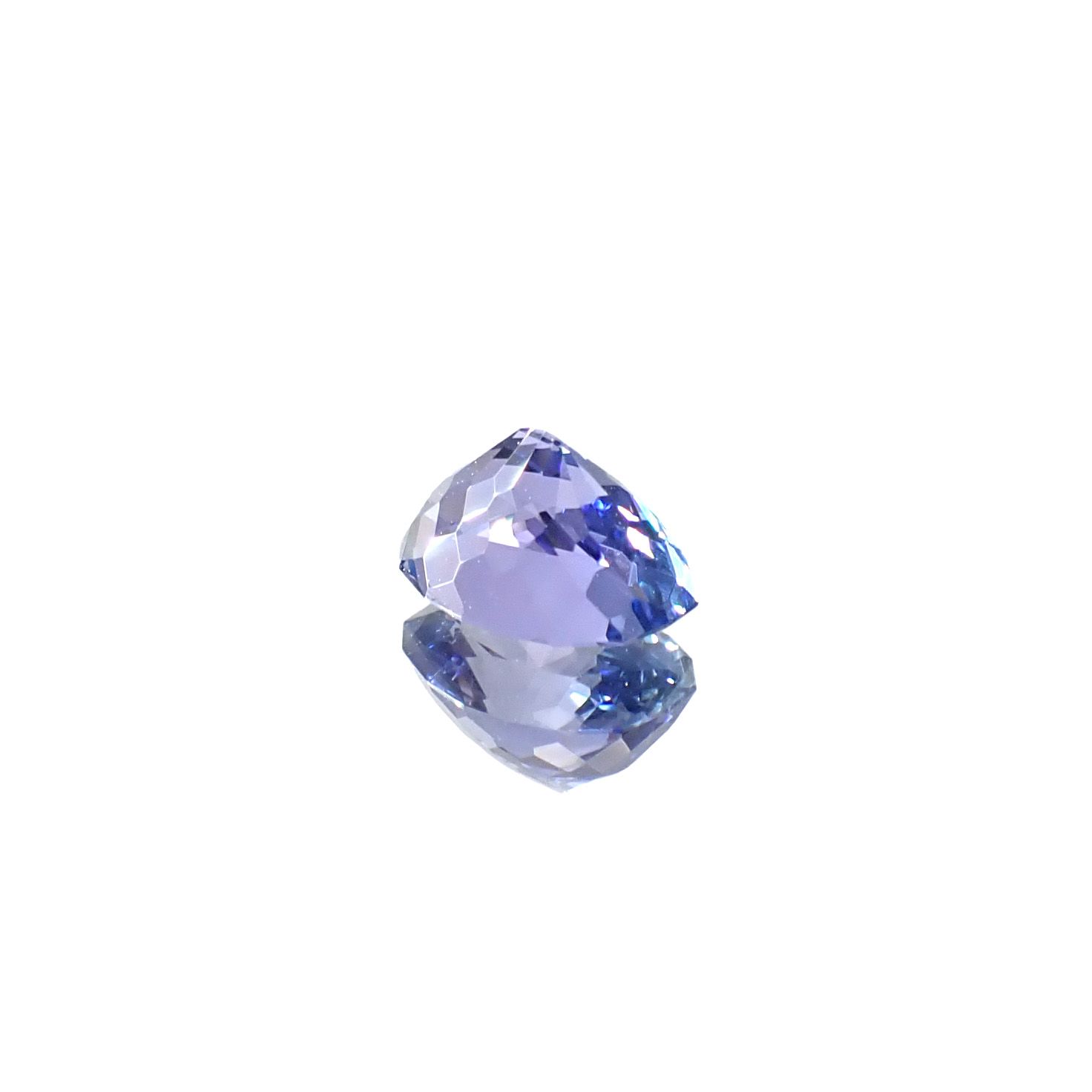 ◇カスタムカット◇タンザナイト(宝石名タンザナイト)タンザニア産 識別済 1.10ct / 7.2x5.5mm前後 [251031214]