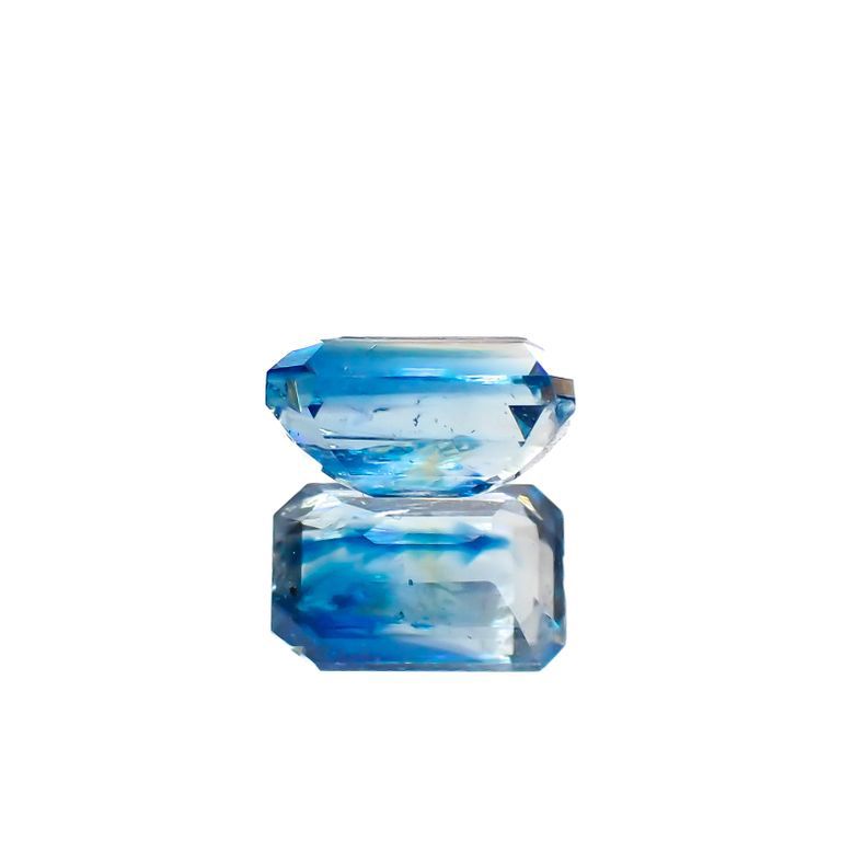 ユークレース(宝石名ブルー ホワイト・ユークレース)ジンバブエ共和国産 1.187ct ソ付[221018469]7.2x4.7mm前後