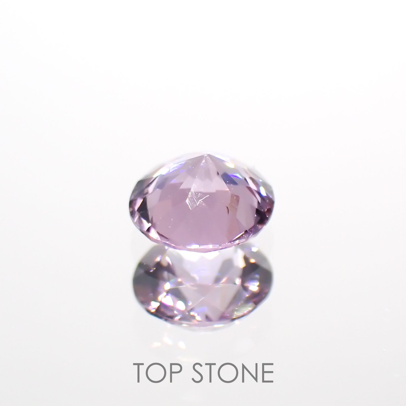 ラベンダーピンクスピネル(宝石名スピネル)ビルマ/マダガスカル産 0.46ct 識別済[220114546]4.6x4.6mm前後
