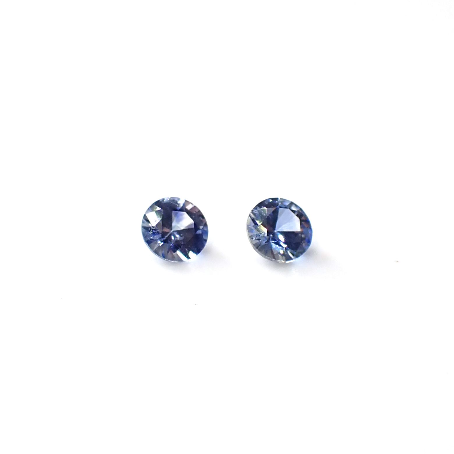 ◇ペアセット◇アイスブルーサファイア スリランカ/マダガスカル産 0.26ct(2pcs合計) [250830987]3x3mm前後