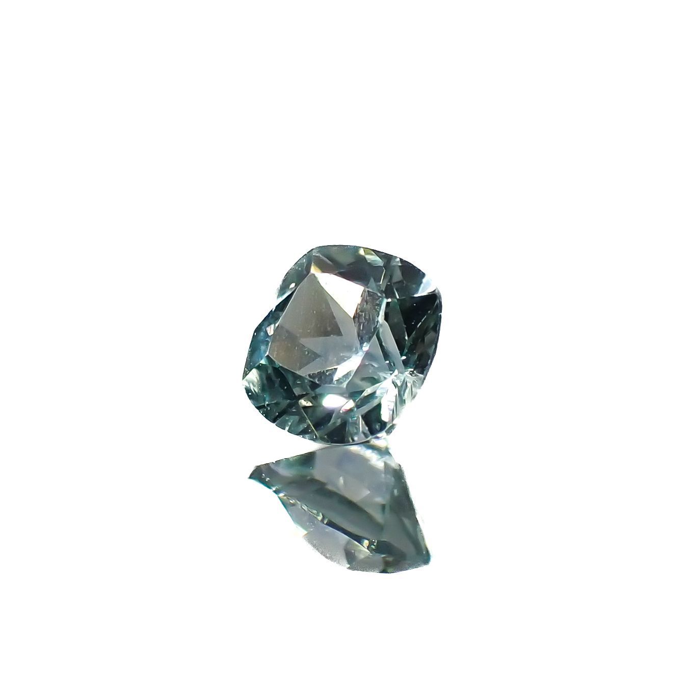 モンタナサファイア(宝石名サファイア)アメリカ・モンタナ州産 0.48ct 識別済[220616654]4.4x4.4mm前後