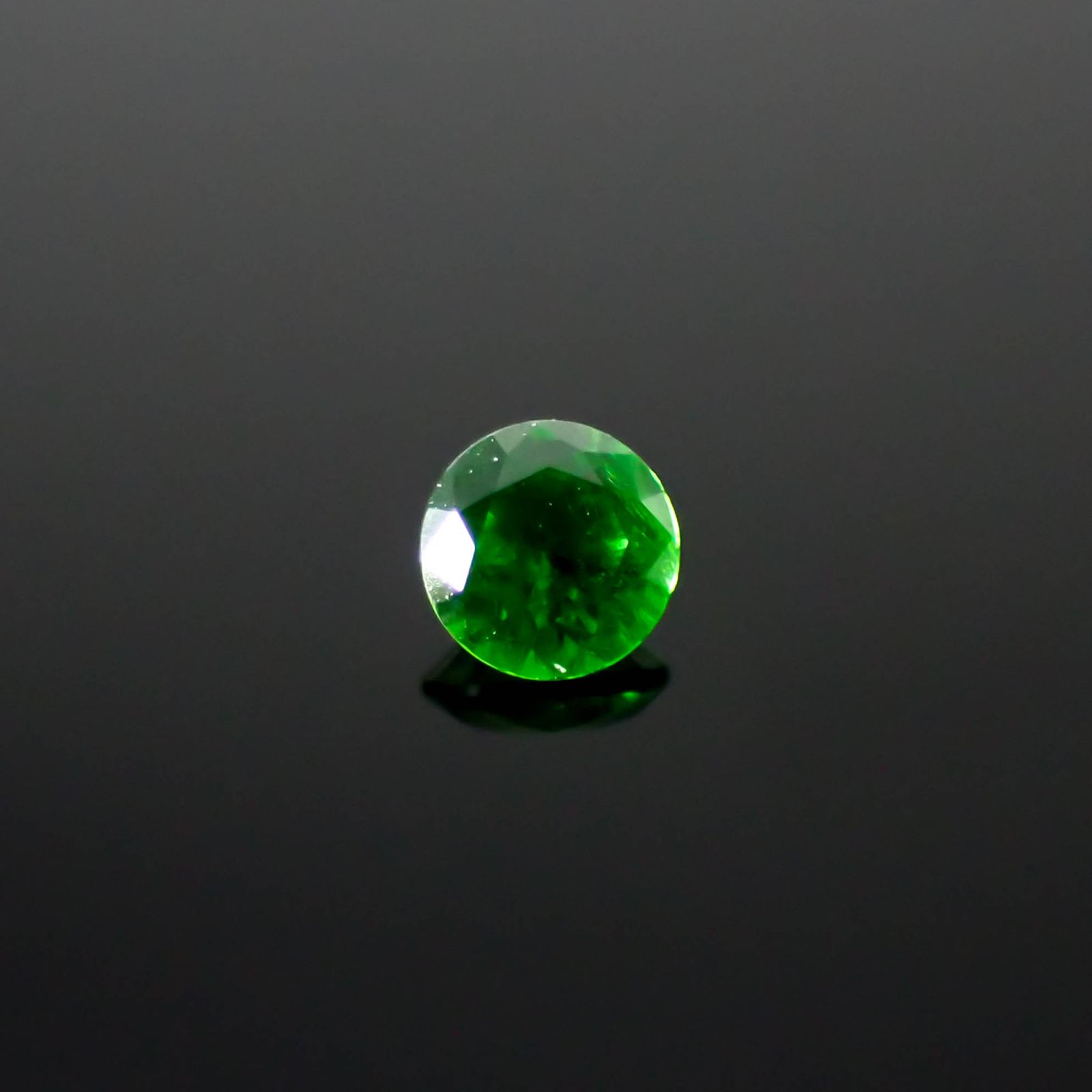 デマントイドガーネット ロシア産 0.13ct[240628270]2.9x2.9mm前後