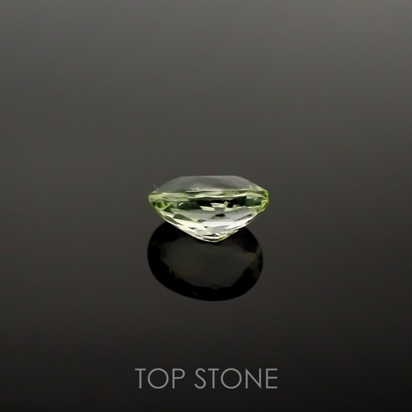 ハイアライトオパール(宝石名オパール) メキシコ産 0.181ct ソ付(彩珠)[210712055]4.4×3.3mm前後
