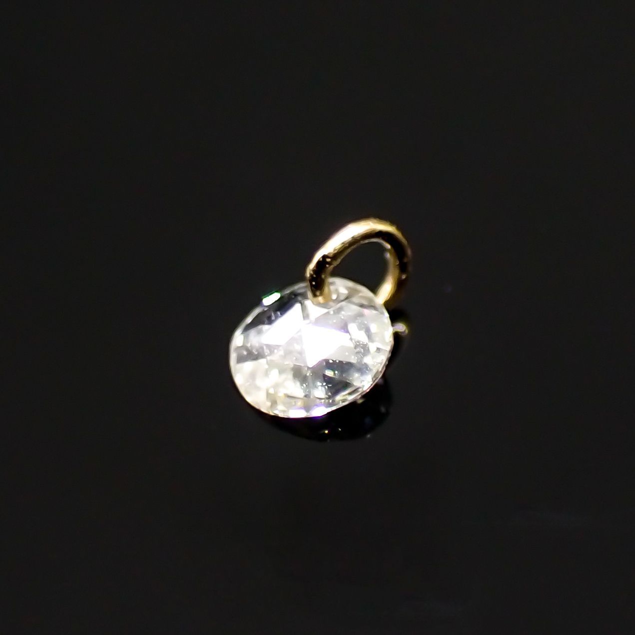 ◇La terre(ラ・テール)◇K18ダイヤモンドチャーム TTLC/SI(宝石名ダイアモンド) 0.037ct 識別済[220515741]2.1x2.1mm前後