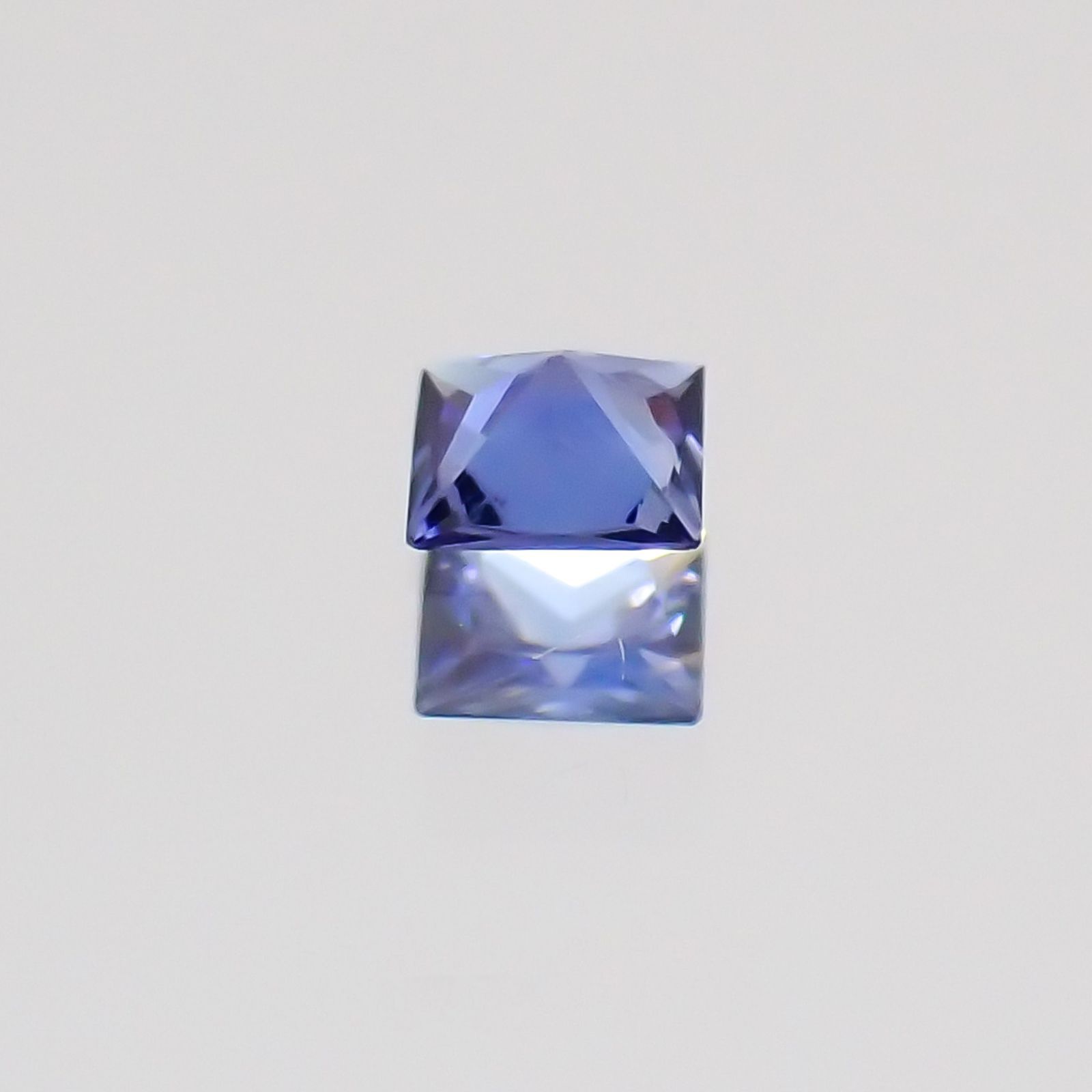 ◇プリンセスカット◇ベニトアイト アメリカ産 ルース 0.034ct ...