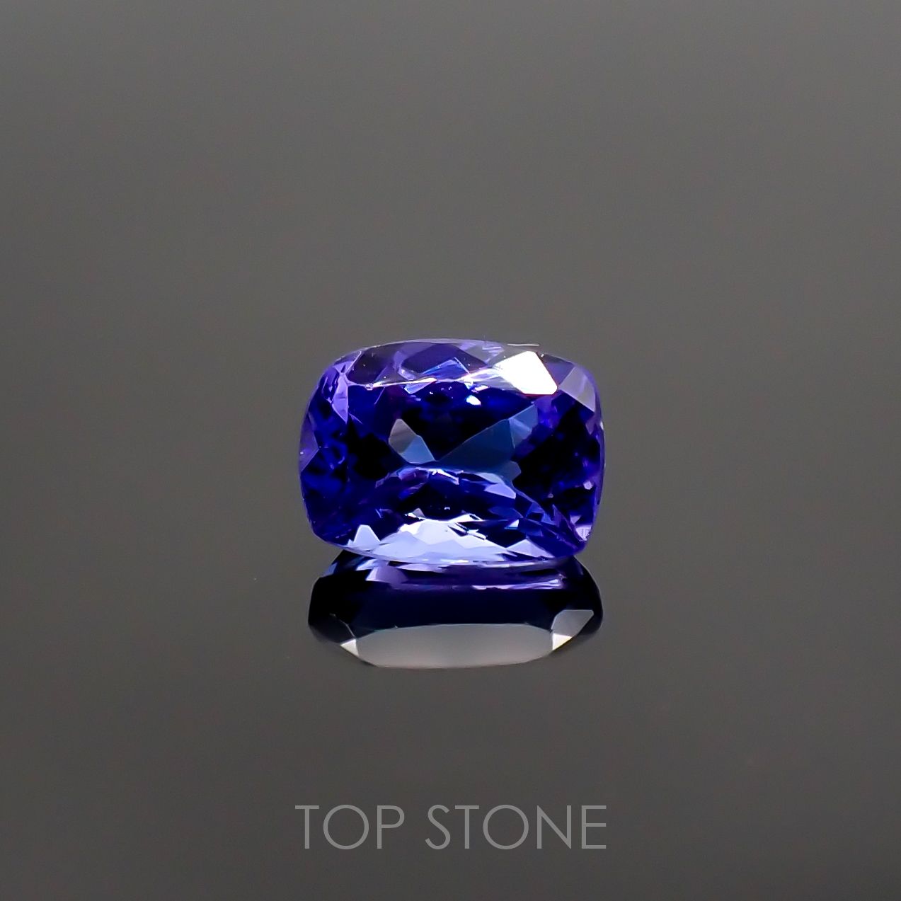 タンザナイト(宝石名タンザナイト) タンザニア産 1.21ct 識別済[210711840]7.1×5.3mm前後