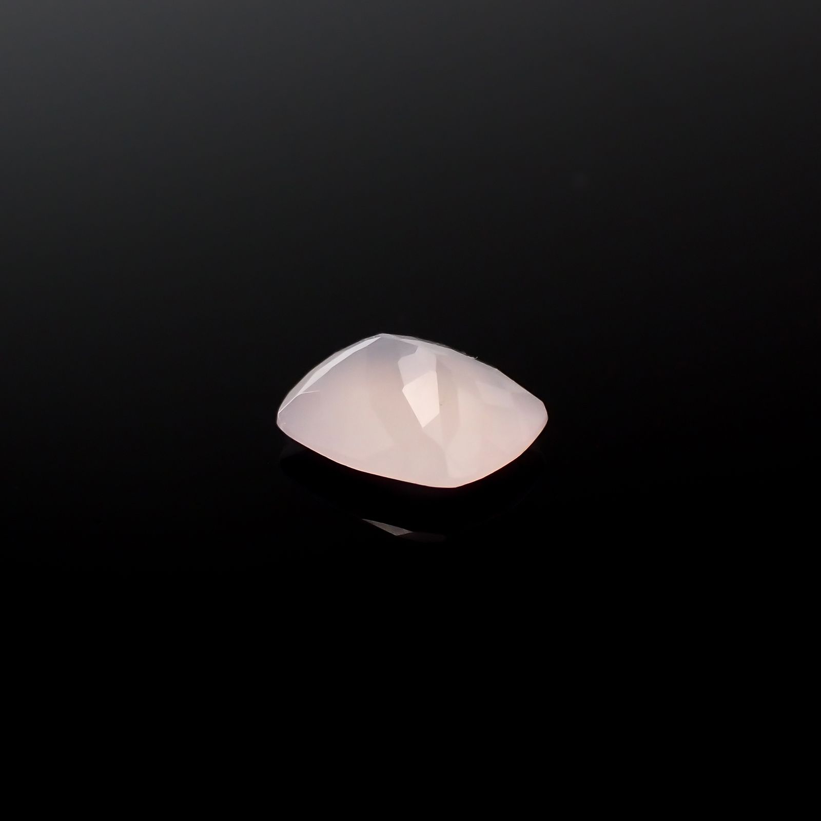 ピンクスミソナイト メキシコ産 0.94ct[240527547]6.4x5.3mm前後
