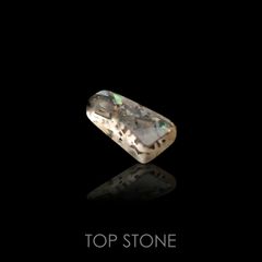 レインボーラティスサンストーン オーストラリア産 0.67ct[230220754]7.9x4.1mm前後