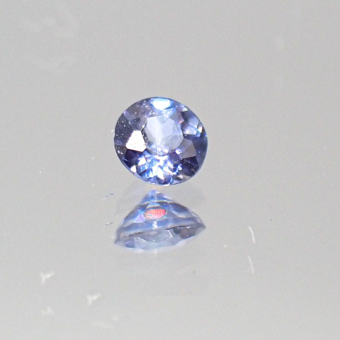 ベニトアイト(宝石名ベニトアイト) アメリカ・カリフォルニア産 0.083ct 識別済[20062957]2.5×2.5mm前後