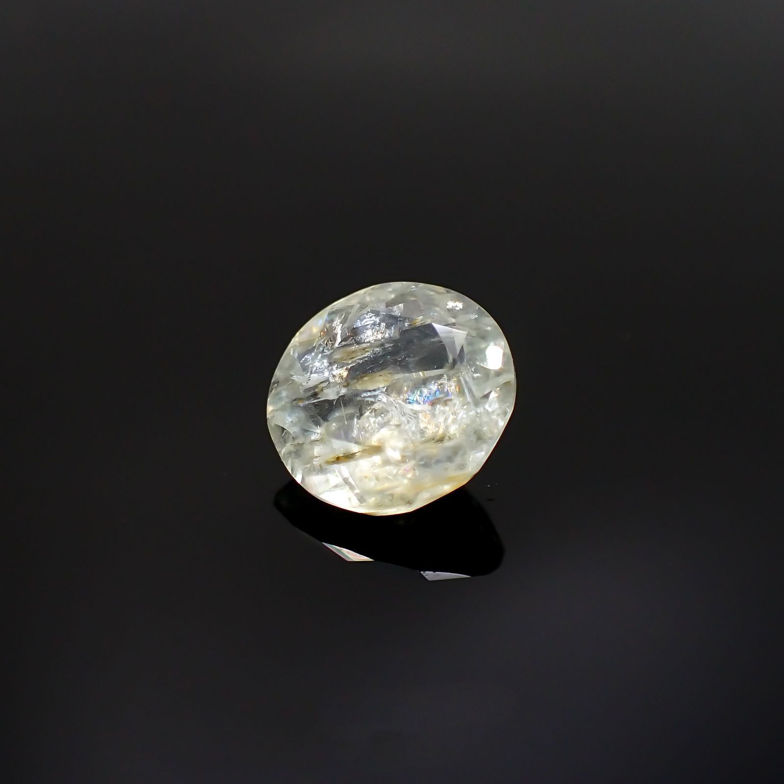 オーロラアクアマリン ブラジル産 2.67ct[220114408]9.7x9.6mm前後