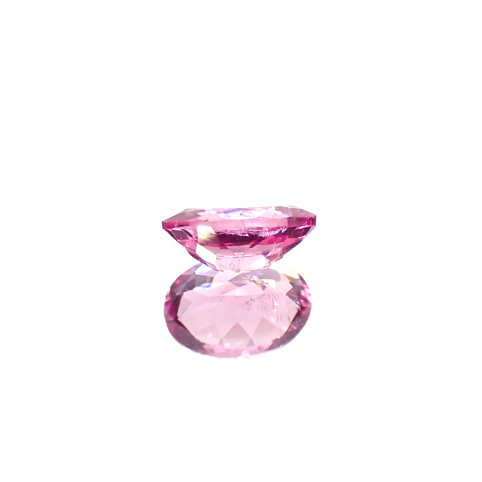 ルベライト ブラジル産 0.54ct[240628087]6.4x5.6mm前後