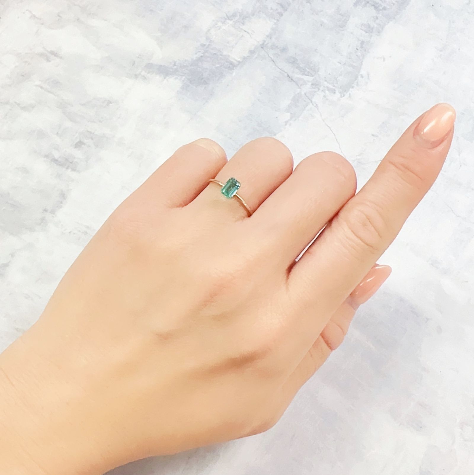 エメラルド ザンビア産 0.46ct[230120263]5.8x3.8mm前後