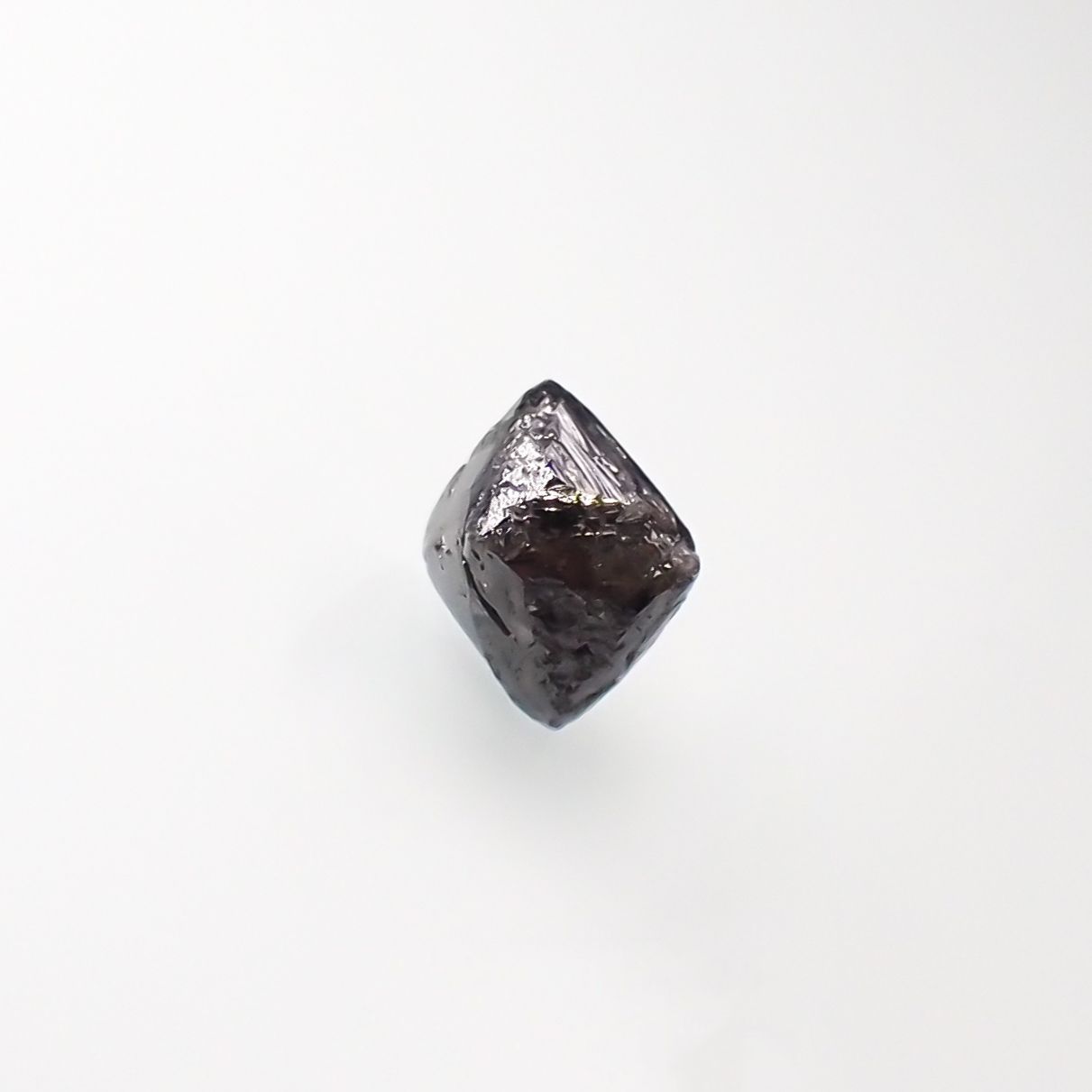 ブラックダイヤモンド 原石 0.57ct[220515831]5.1x4.7mm前後 | TOP