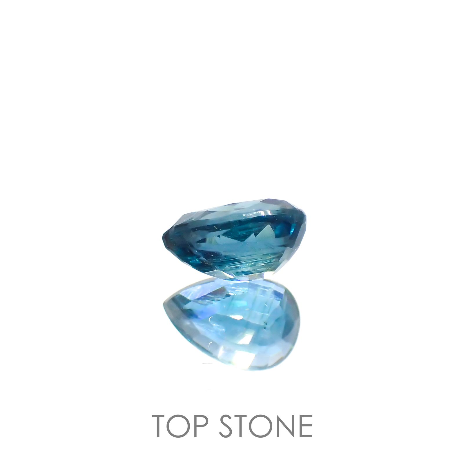 オーシャンブルーカイヤナイト(宝石名カイヤナイト)ネパール産 1.41ct 識別済[220115385]7.8x5.2mm前後