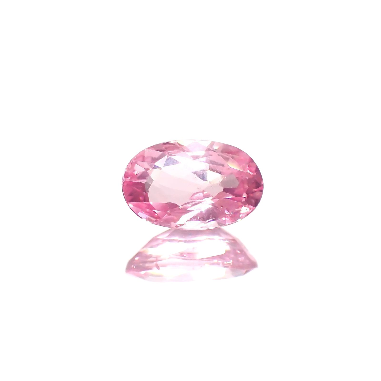 ピンクスピネル(宝石名ピンク・スピネル)タンザニア産 ソ付(彩珠) 1.246ct / 8.1x5.2mm前後 [231124091]