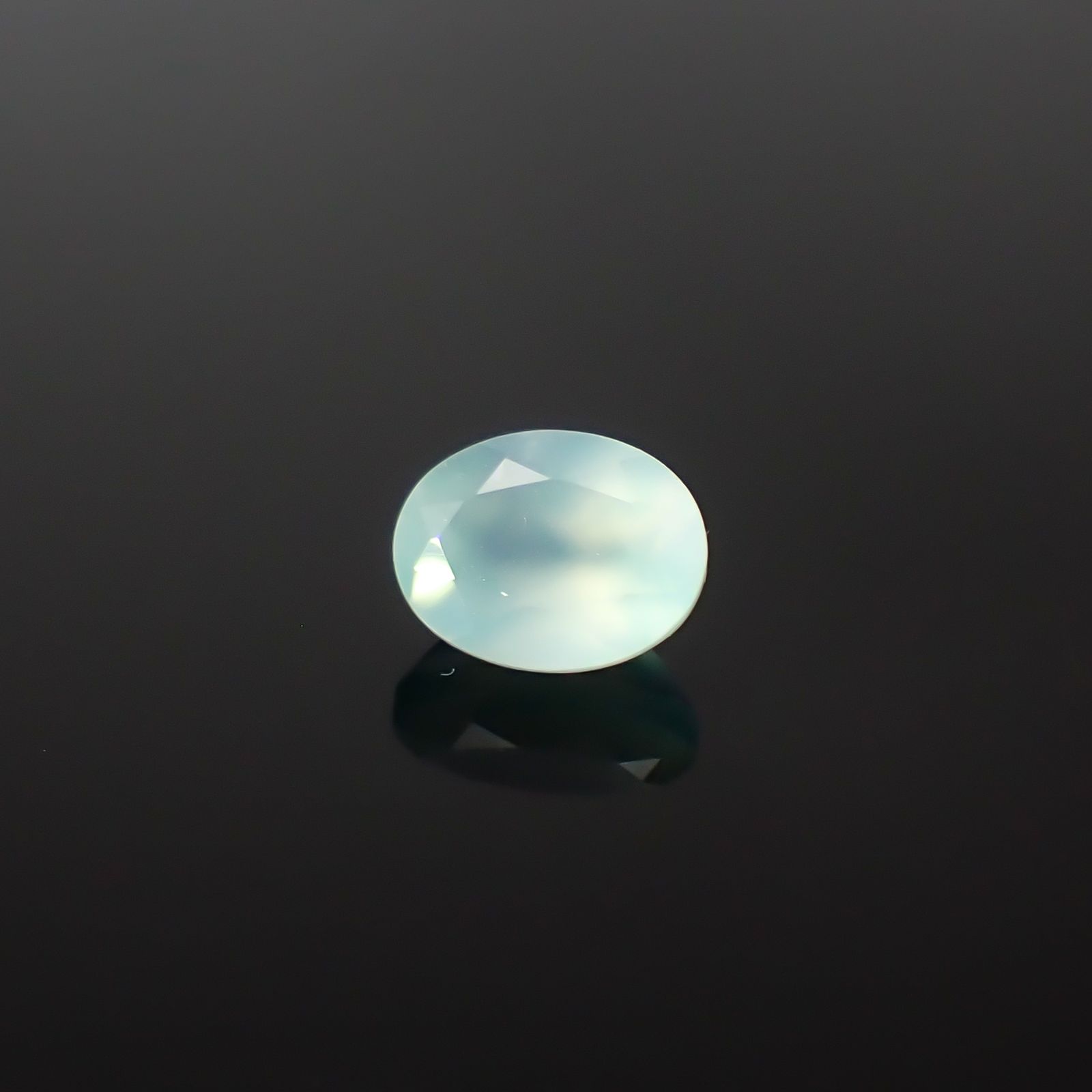 アクアプレーズ 南アフリカ産 2.01ct / 9x7mm前後 [260432015]