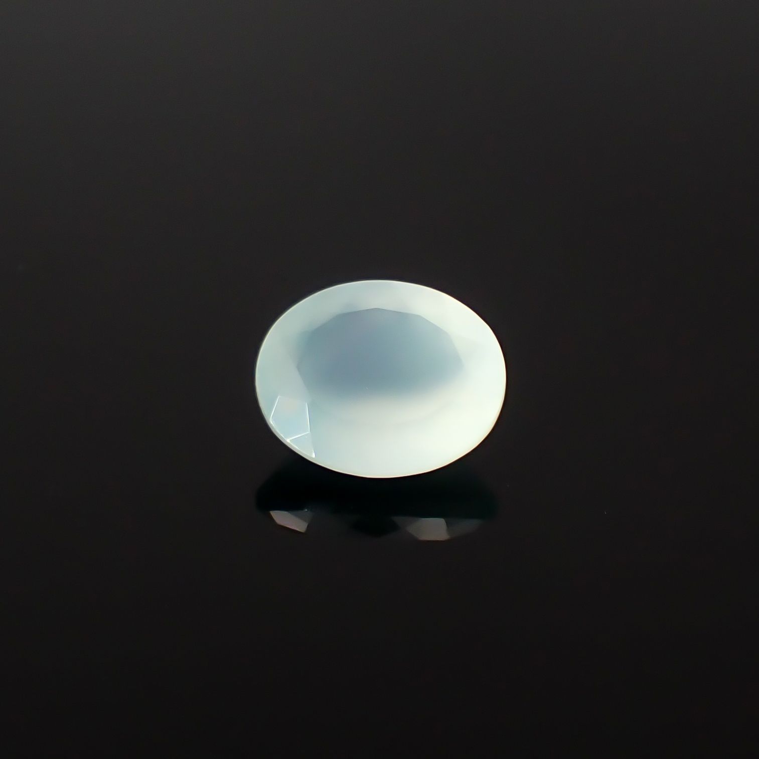 アクアプレーズ 南アフリカ産 4.13ct / 12x10mm前後 [260432013]