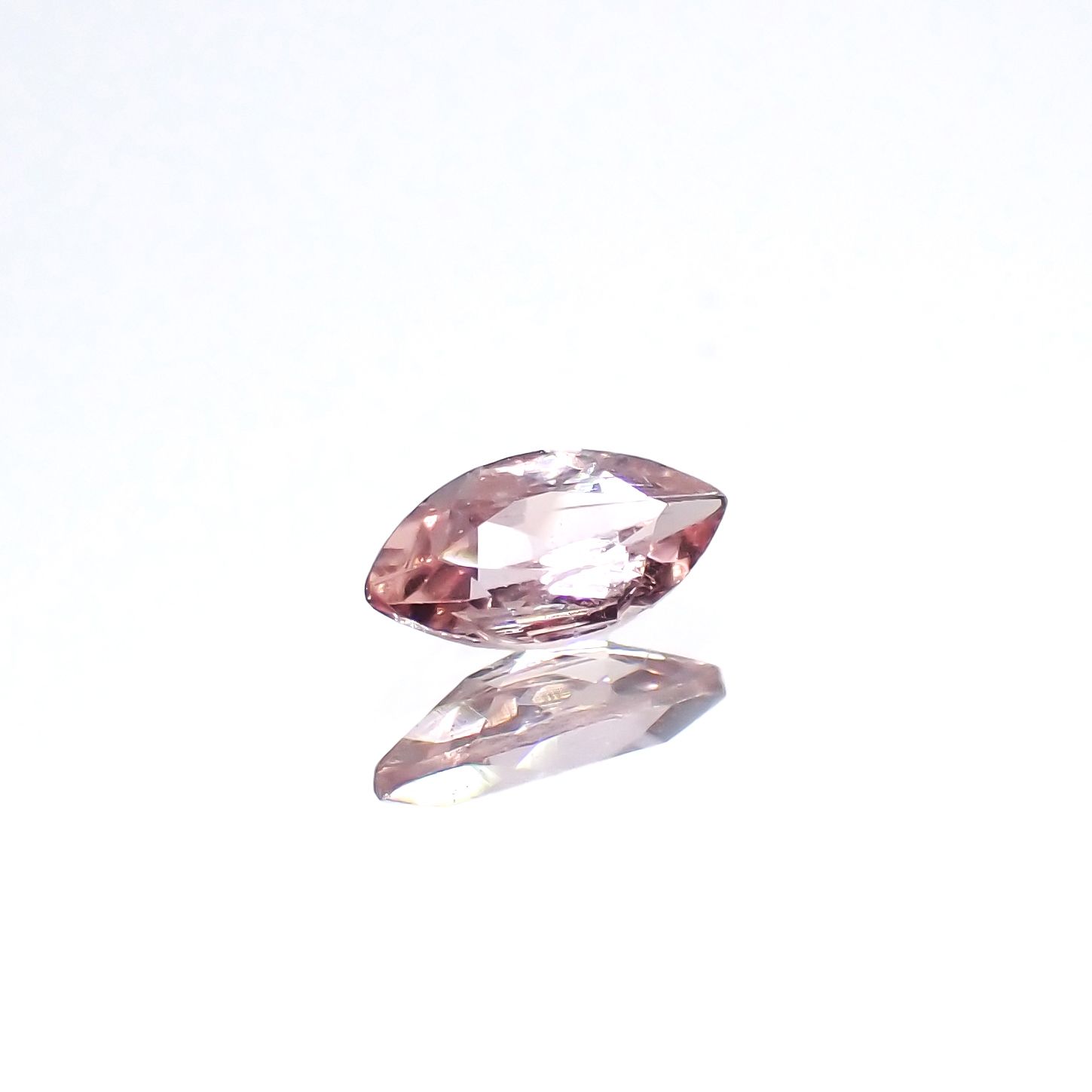 インペリアルトパーズ ブラジル産 0.13ct[231224866]4.9x2.5mm前後