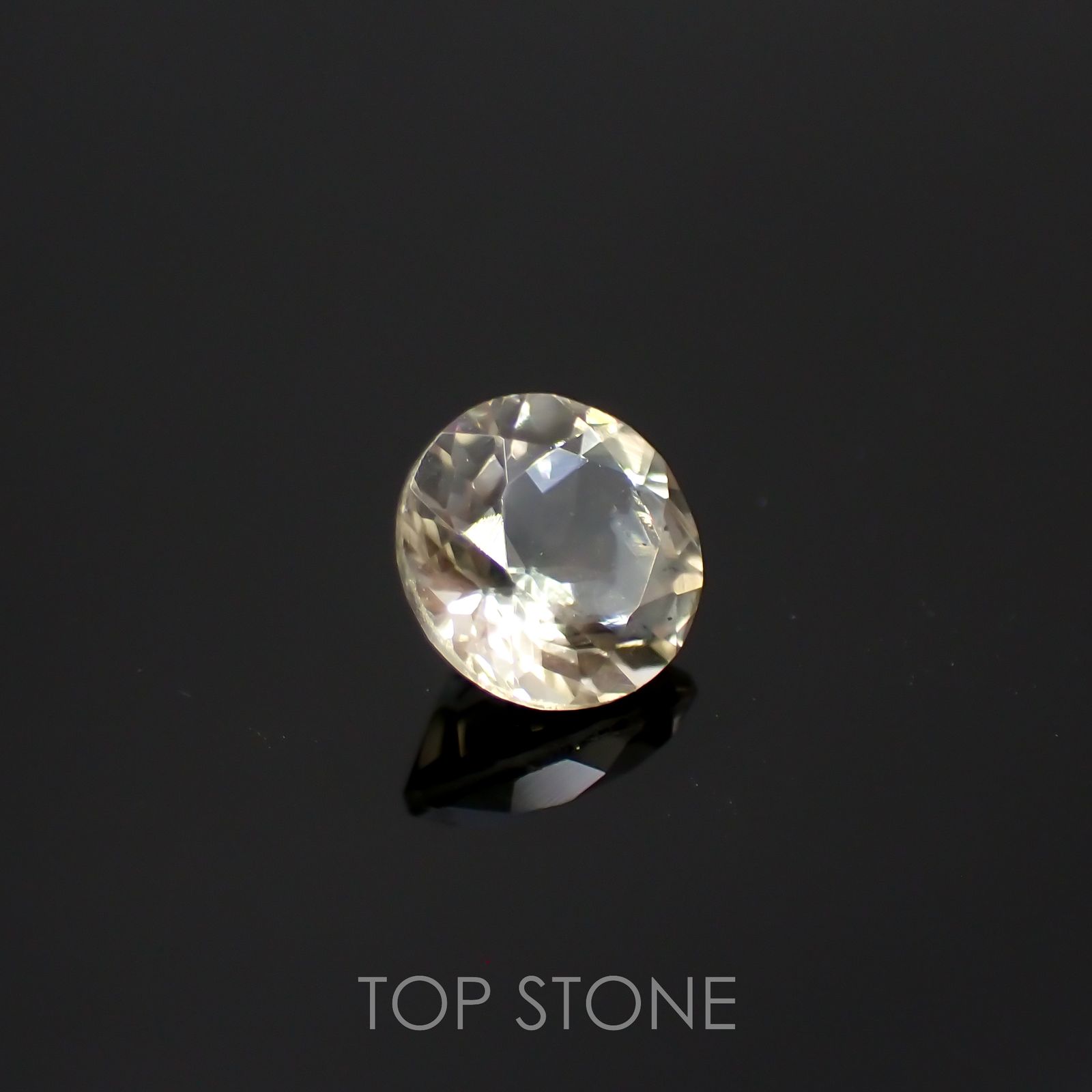 バイカラーオレゴンサンストーン(宝石名ラブラドライト)アメリカ・オレゴン州産 0.78ct 識別済[220616438]6.1x6.1mm前後
