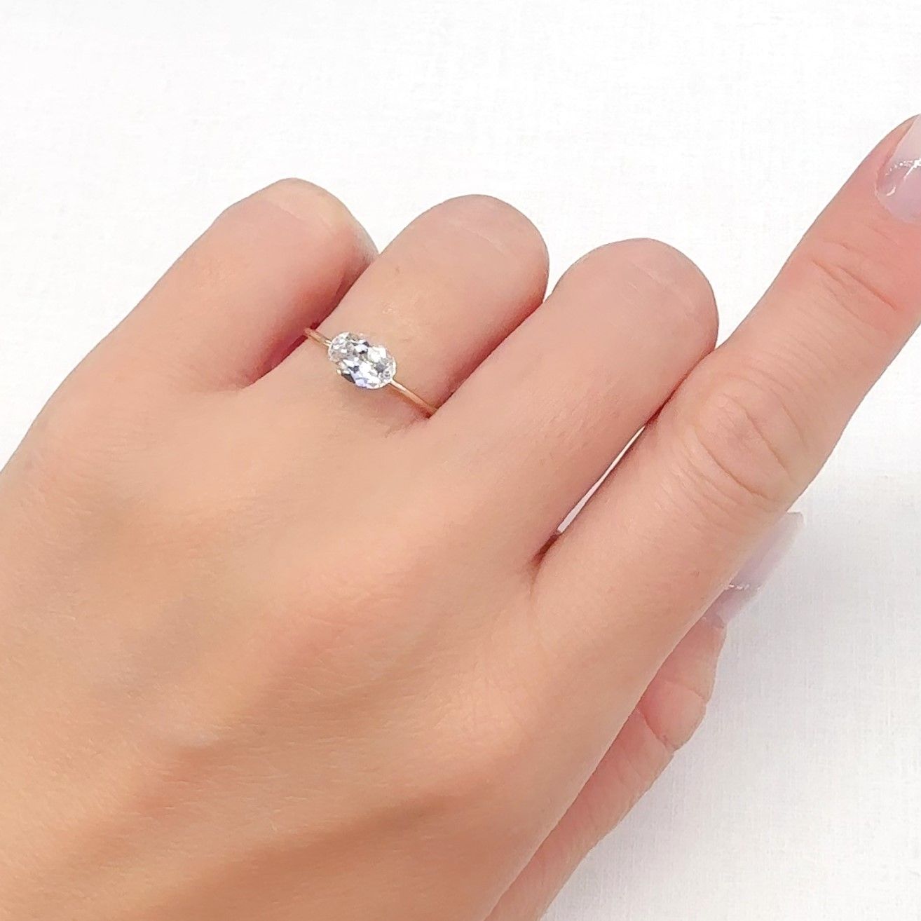 ゴッシェナイト パキスタン・ヒマラヤ産 0.73ct[240527456]7.1x5mm前後
