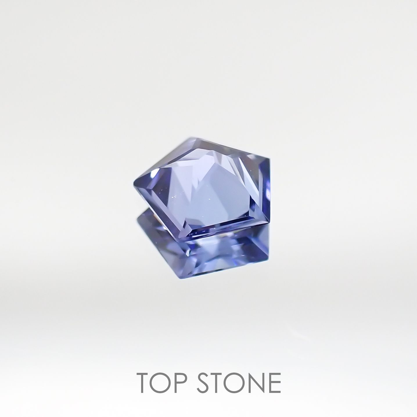 ◇ペンタゴンカット◇タンザナイトSA タンザニア産 ルース 0.17ct[210610993]4.1×4mm前後