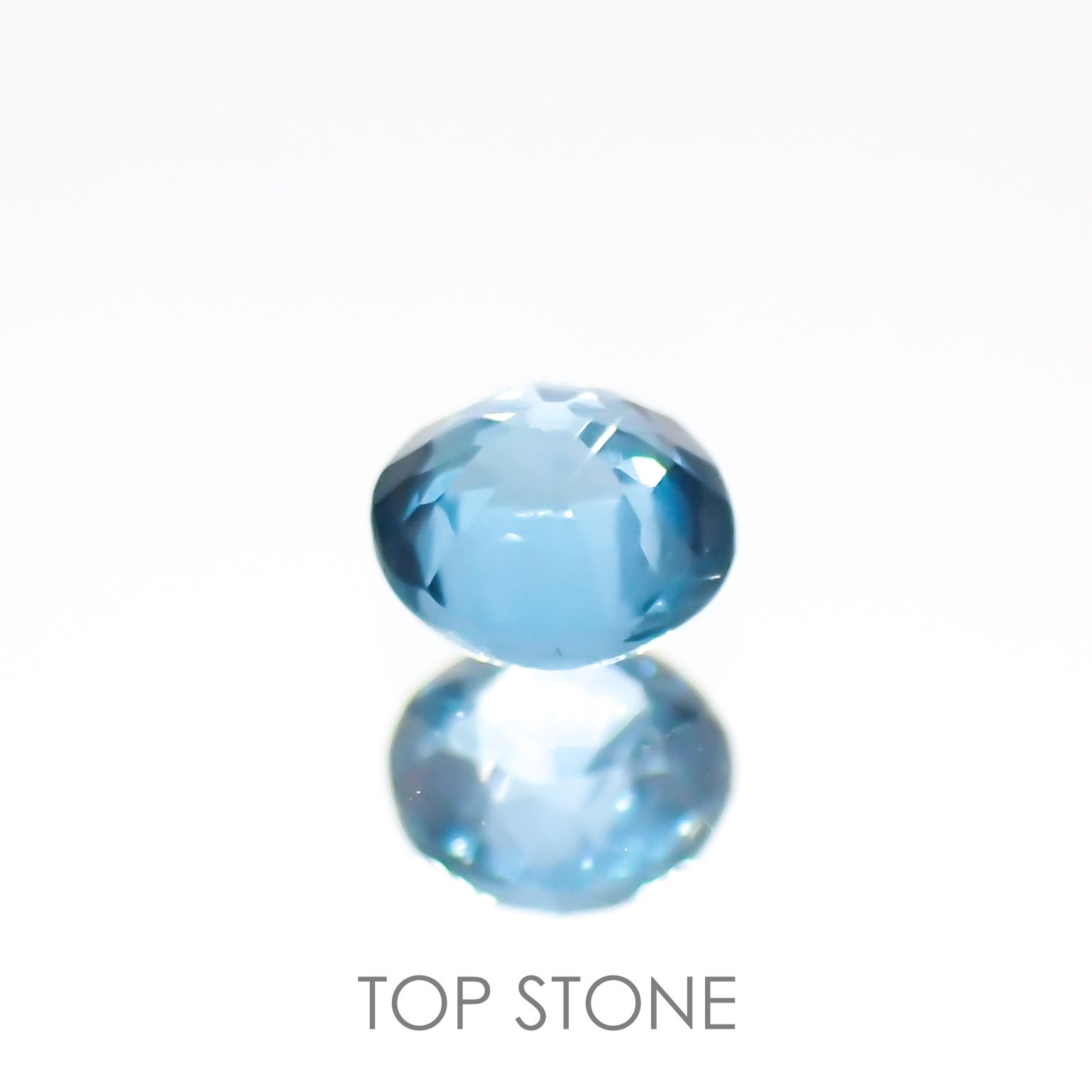 オーシャンブルーカイヤナイト(宝石名カイヤナイト) インド産 0.16ct 識別済[210812354]3×3mm前後