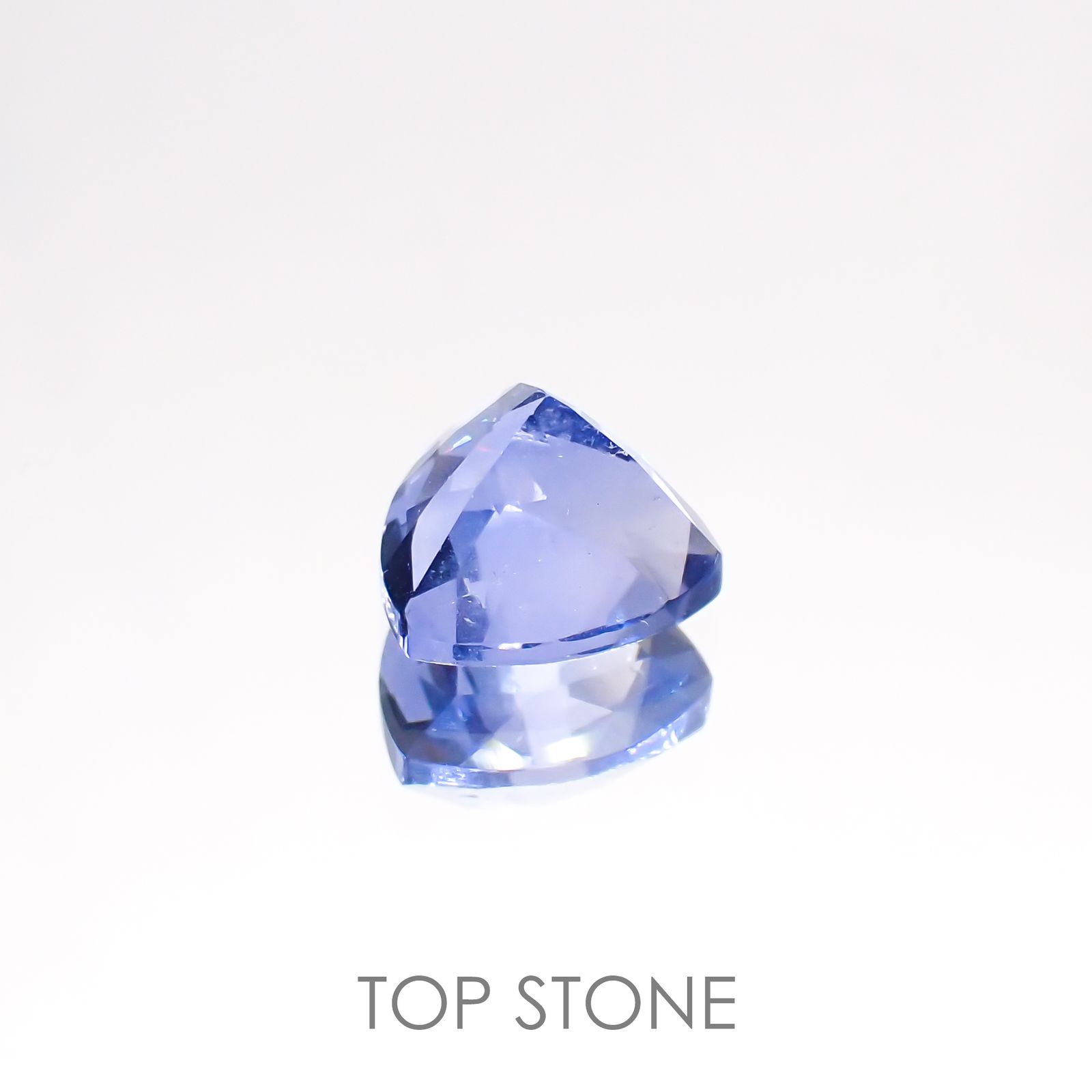 カラーチェンジフローライト(宝石名ブルー・フルオライト)ブラジル産 2.25ct 識別済[220114239]8.1x8.1mm前後