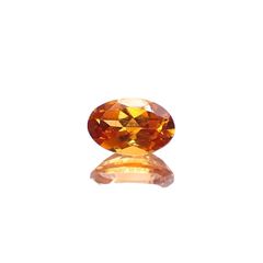 スペサルティンガーネット(宝石名ガーネット)タンザニア産 識別済 0.69ct / 6.2x4mm前後 [260617545]