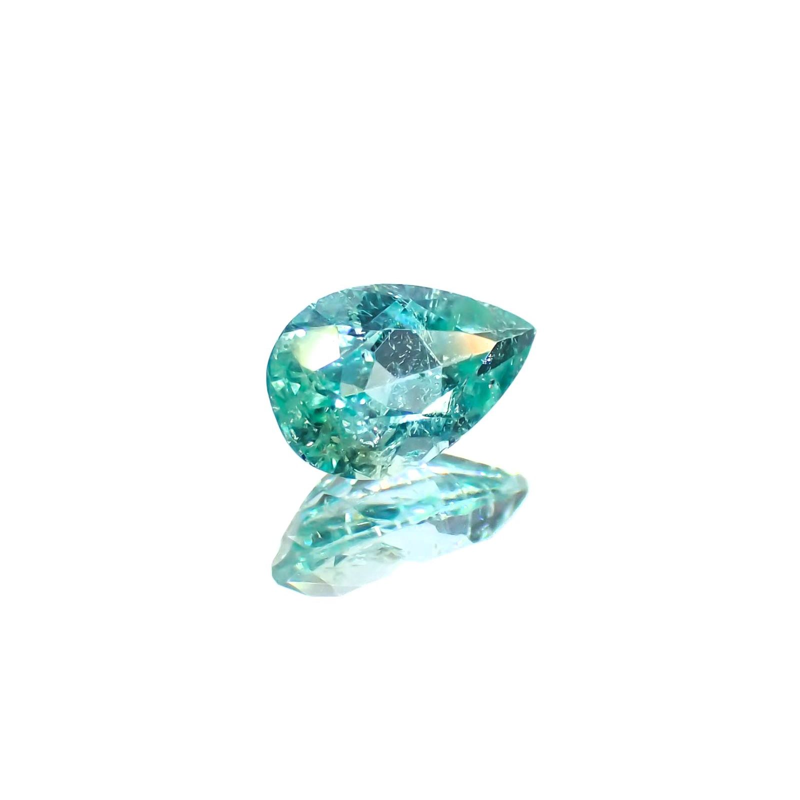 パライバトルマリン(宝石名トルマリン/別名パライバ・トルマリン)ブラジル・キントス鉱山産 識別済 0.23ct / 5.3x3.4mm前後 [221018837]