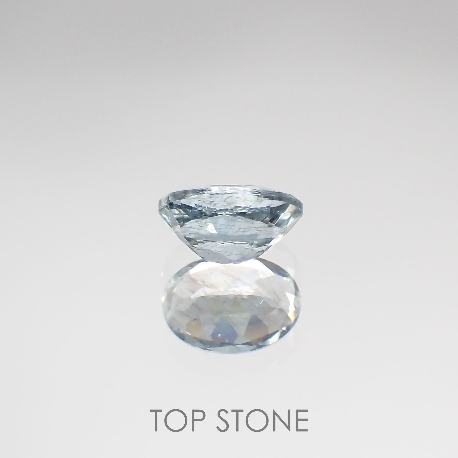 アベンチュリンアクアマリン ブラジル産 ルース 0.65ct[210611296]6.8×4.7mm前後