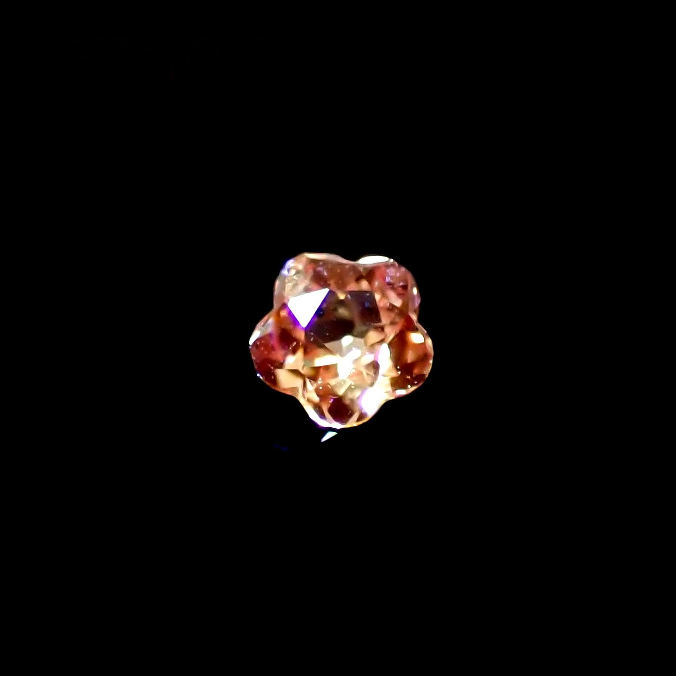 ◇カスタム・フラワーカット◇ファンシーカラーサファイア スリランカ/マダガスカル産 0.23ct [250329994]3.8x3.8mm前後