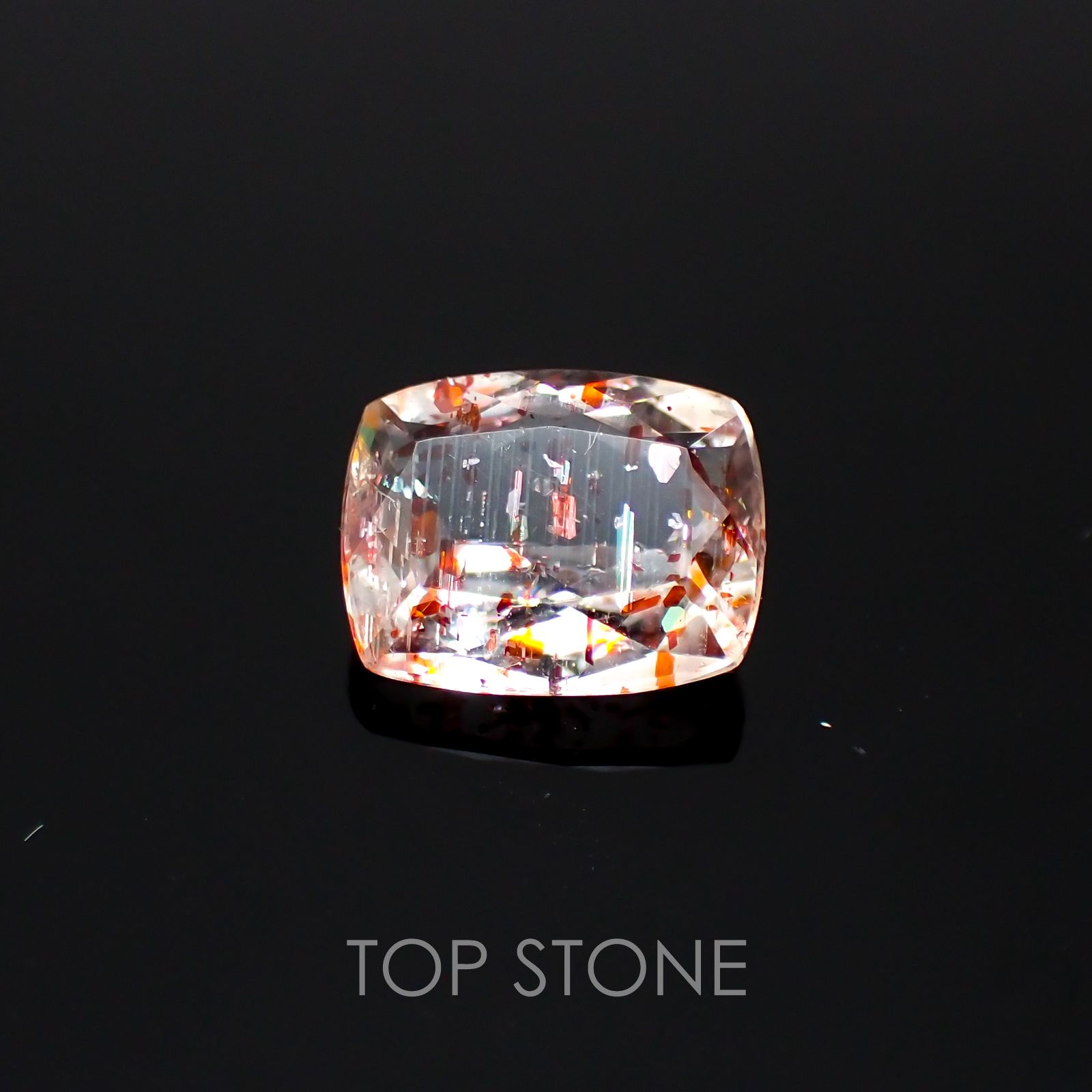 イリュージョンサンストーン タンザニア産 ルース 1.99ct[210310196]9.2×7.4mm前後
