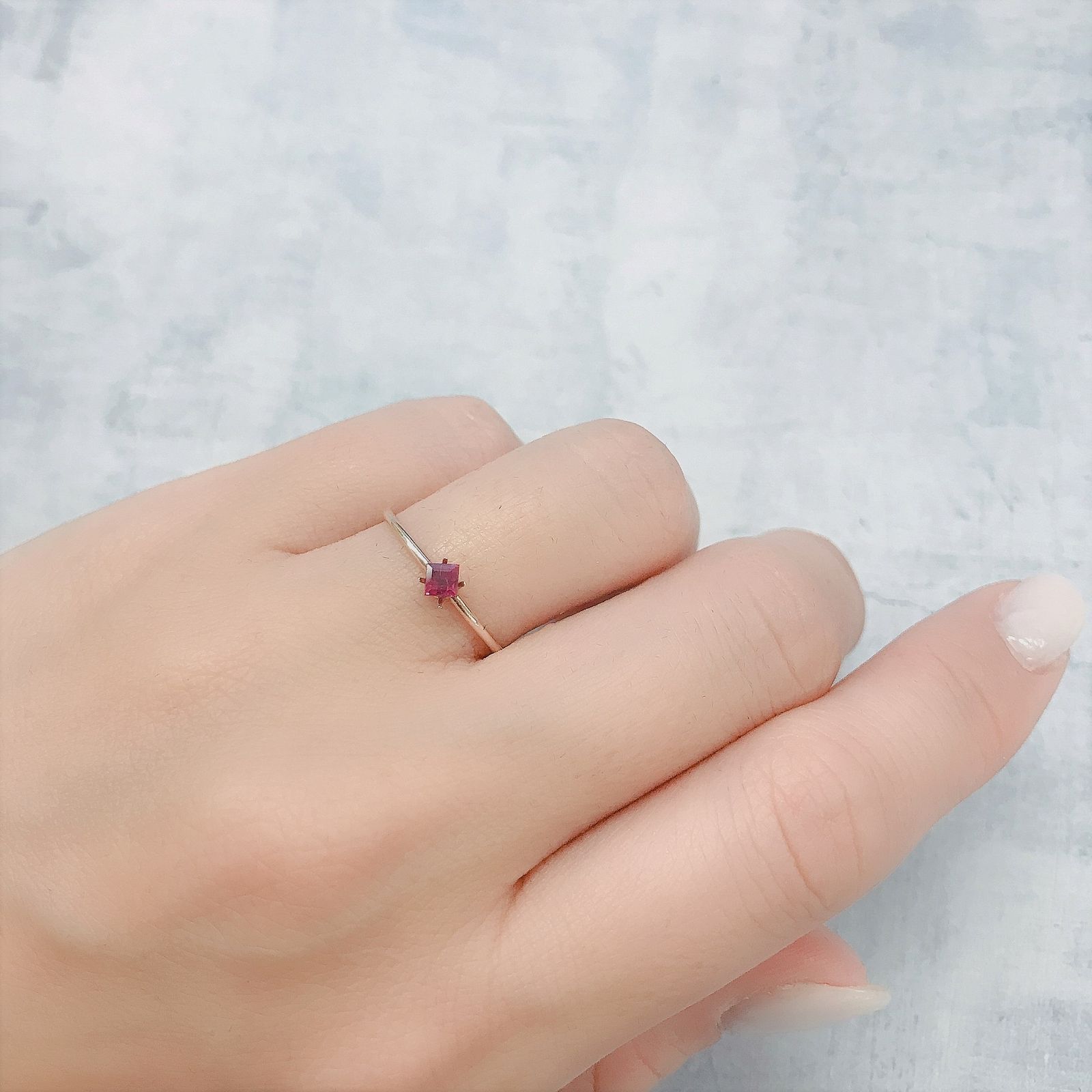 ルビー タイ/ビルマ産 0.25ct[220616362]2.8x2.8mm前後
